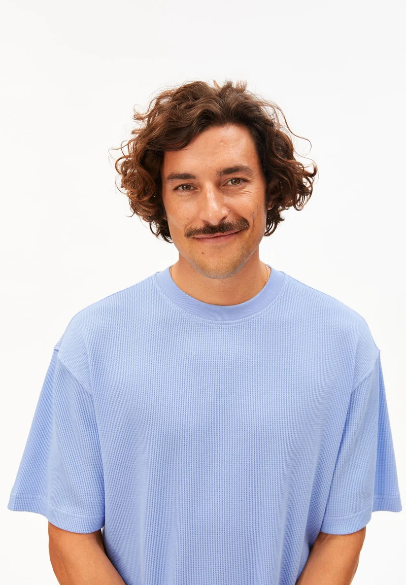 MAARKOS WAFFLE T-SHIRT | wedgwood
