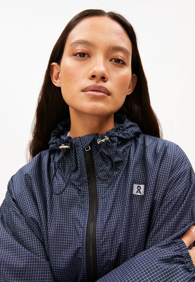 WINDBREAKER-JACKE | tinted navy