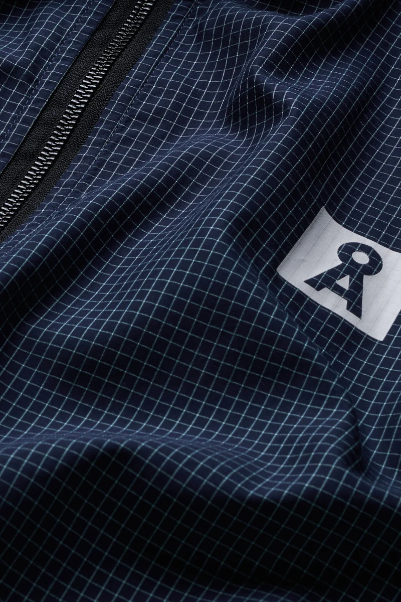 WINDBREAKER-JACKE | tinted navy