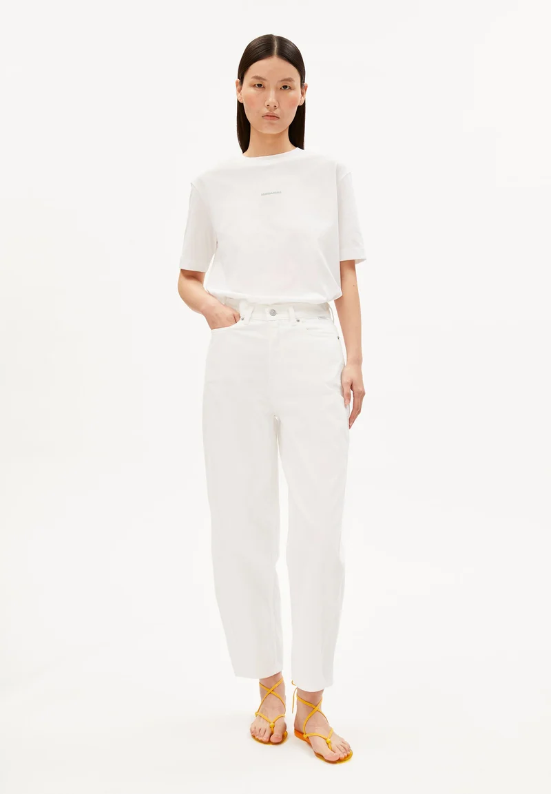 TARJAA GRAPHIC T-SHIRT | white-foam