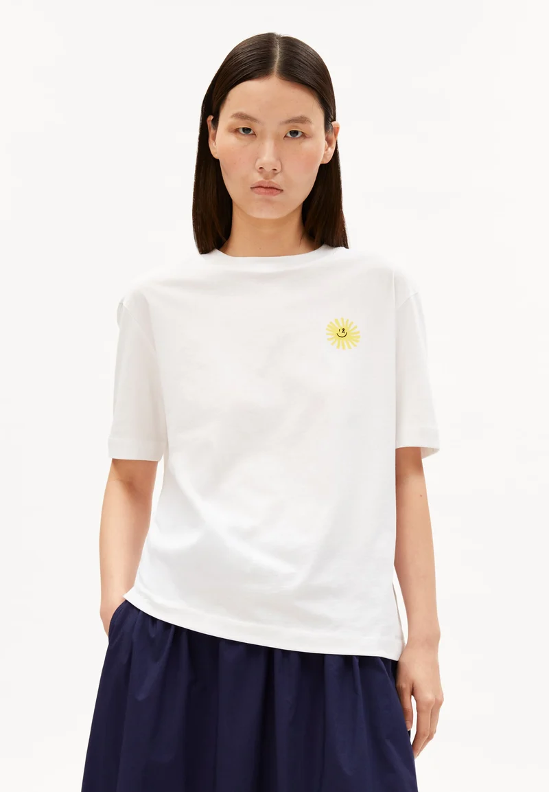 TARJAA GRAPHIC T-SHIRT