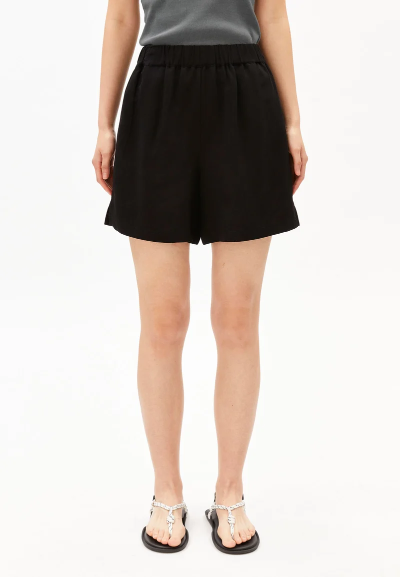 LEINEN-MIX PULL-ON SHORTS | black