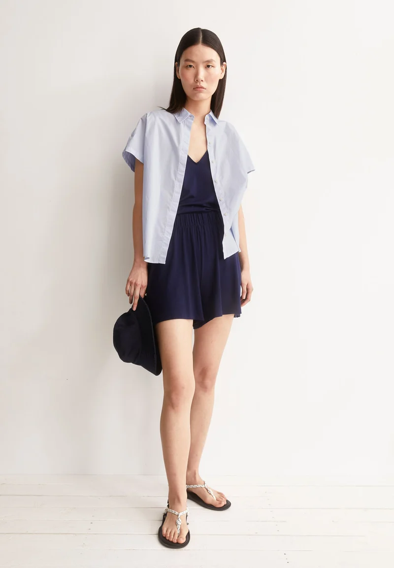 RELAXED JERSEY-SHORTS | tinted navy