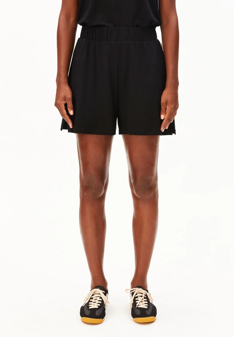 RELAXED JERSEY-SHORTS | black