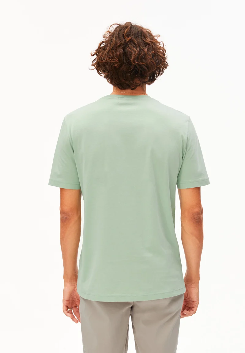 JAAMES T-SHIRT | foam