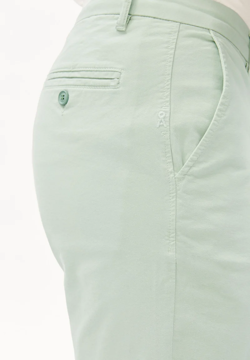 CHINO-SHORTS | foam