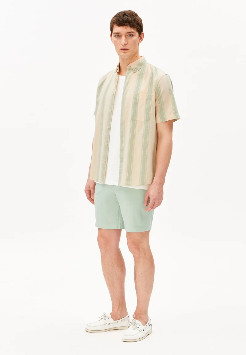 CHINO-SHORTS | foam