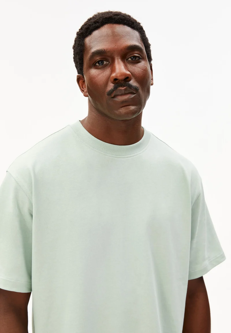 MAARKOS HEAVY WEIGHT T-SHIRT | foam