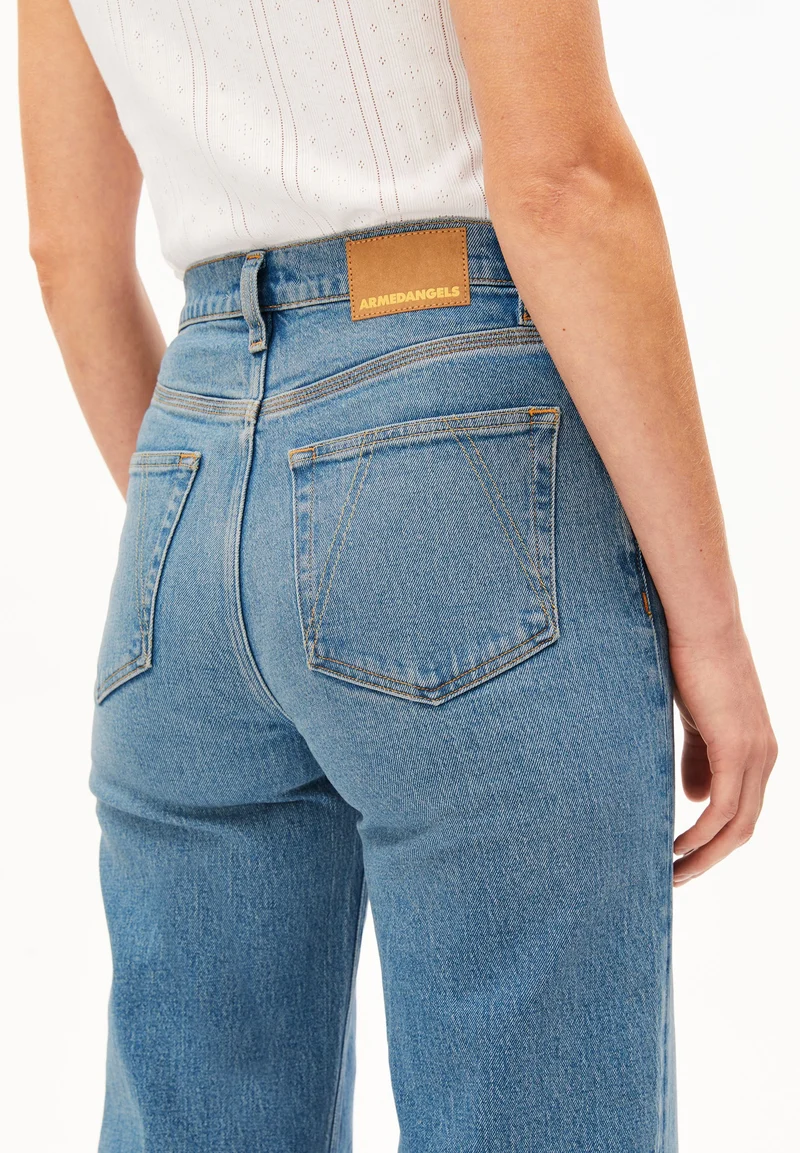 MURLIAA HIGH CROPPED WIDE JEANS | wane
