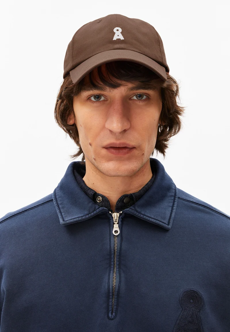 YENAAS BOLD KAPPE | dried palm