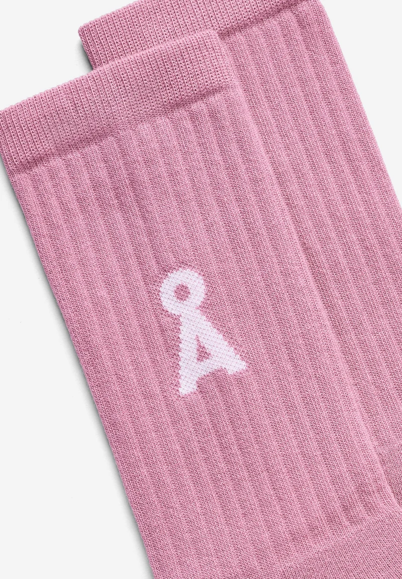 SAAMUS BOLD SOCKEN | washed berry