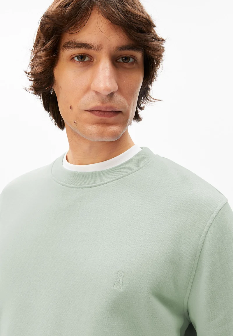 BAARO LOOP SWEATSHIRT | foam