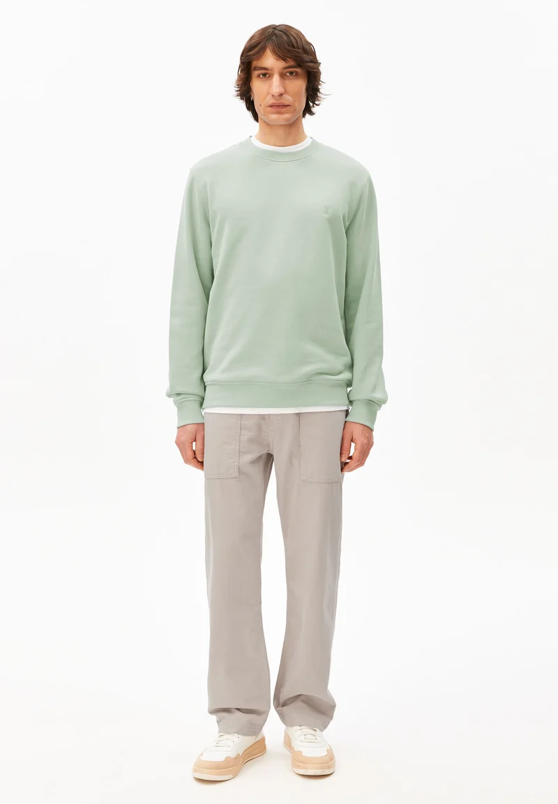 BAARO LOOP SWEATSHIRT | foam