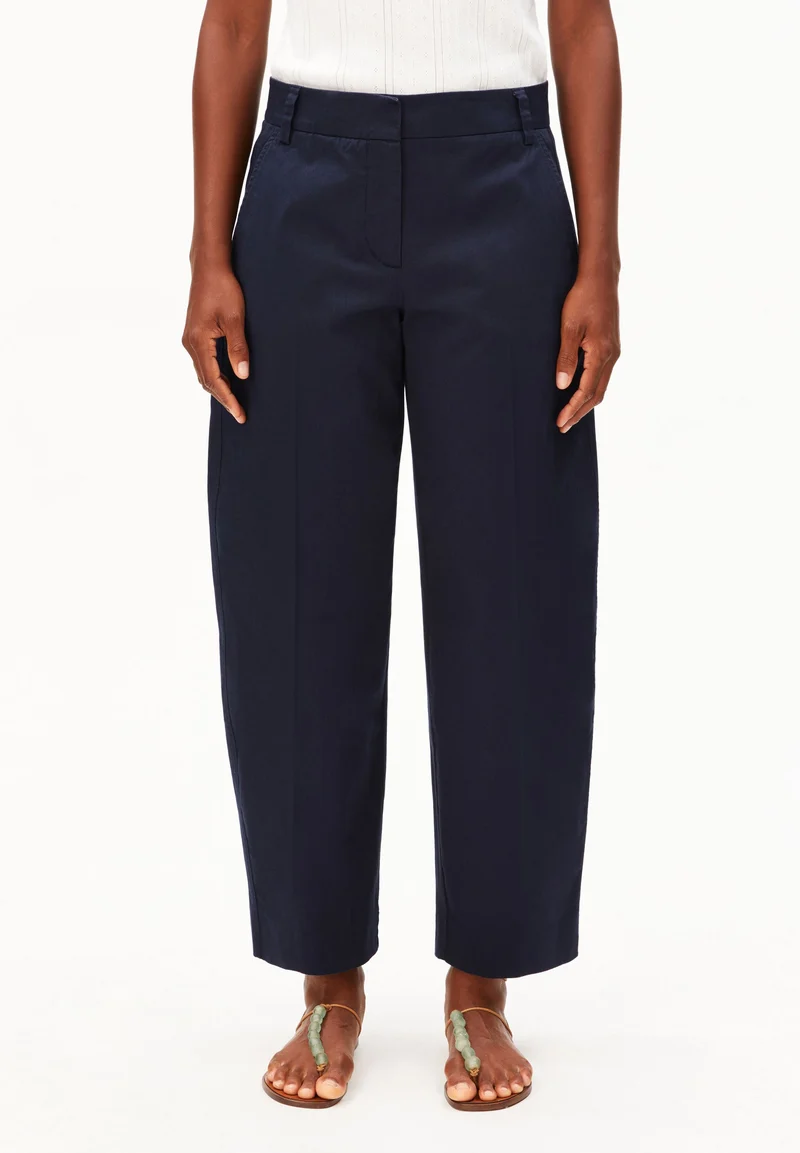 BARREL LEG TWILL PANT