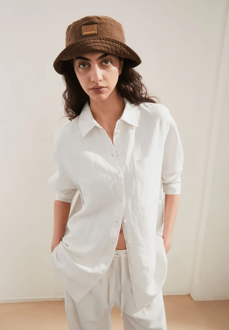 LEINEN-MIX BLUSE | oatmilk