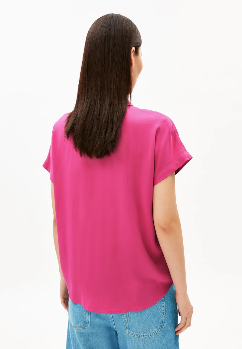 LARISAANA BLUSE | very berry