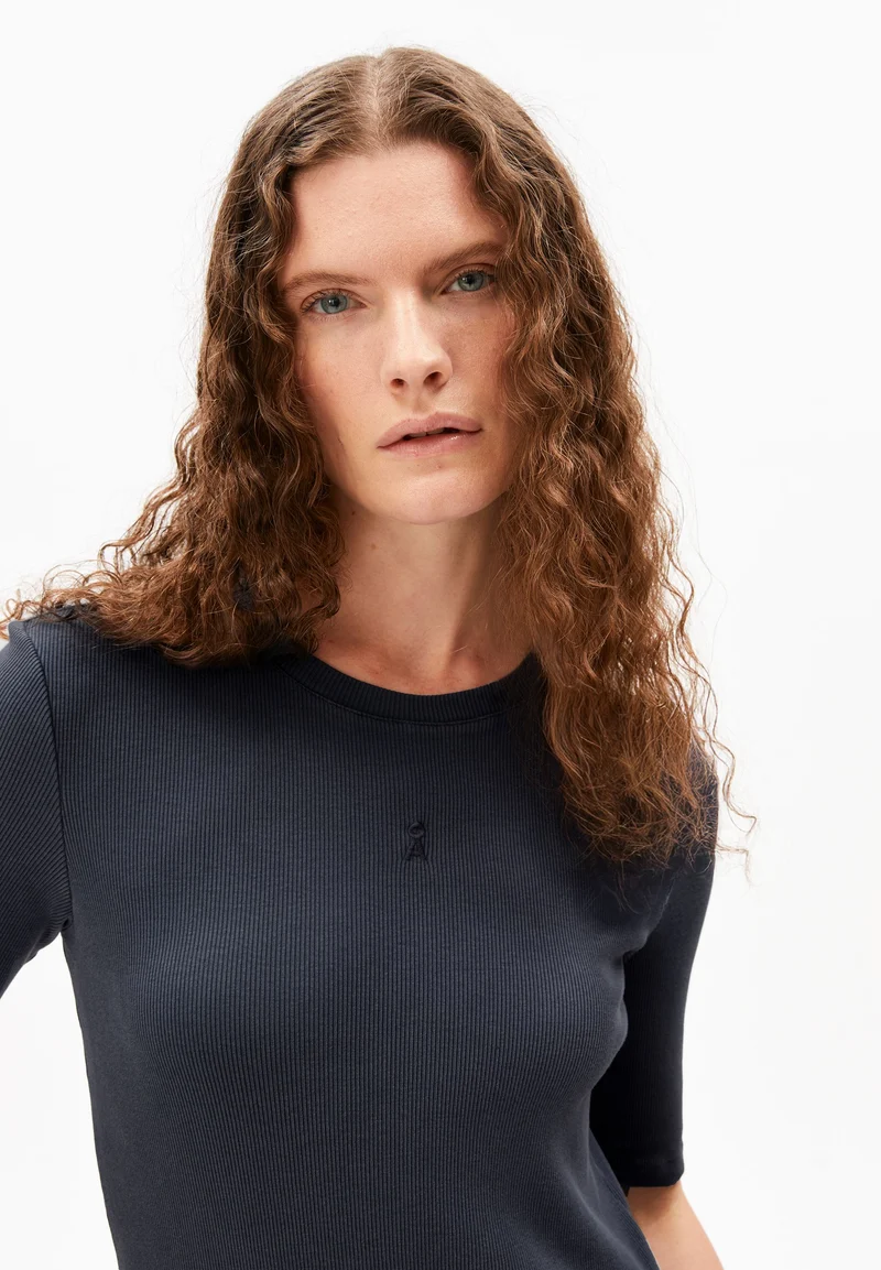 SEHAARAA GMT DYE KLEID | tinted navy