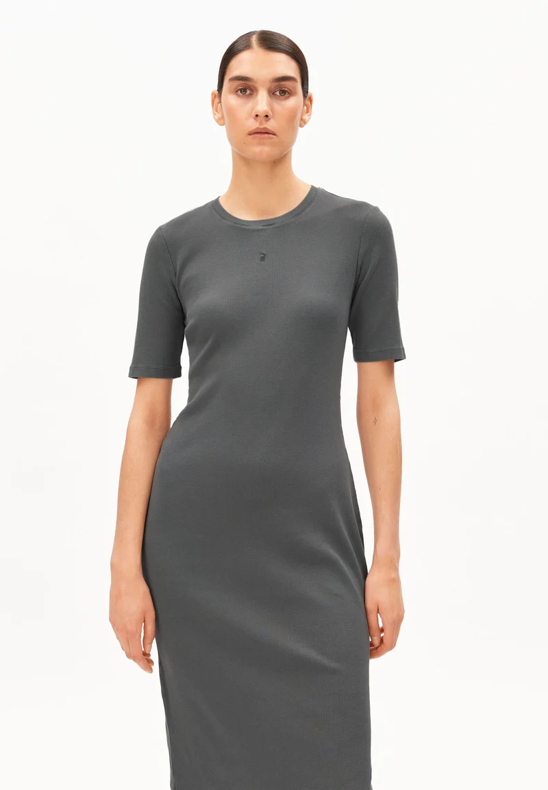 SEHAARAA GMT DYE KLEID | space steel