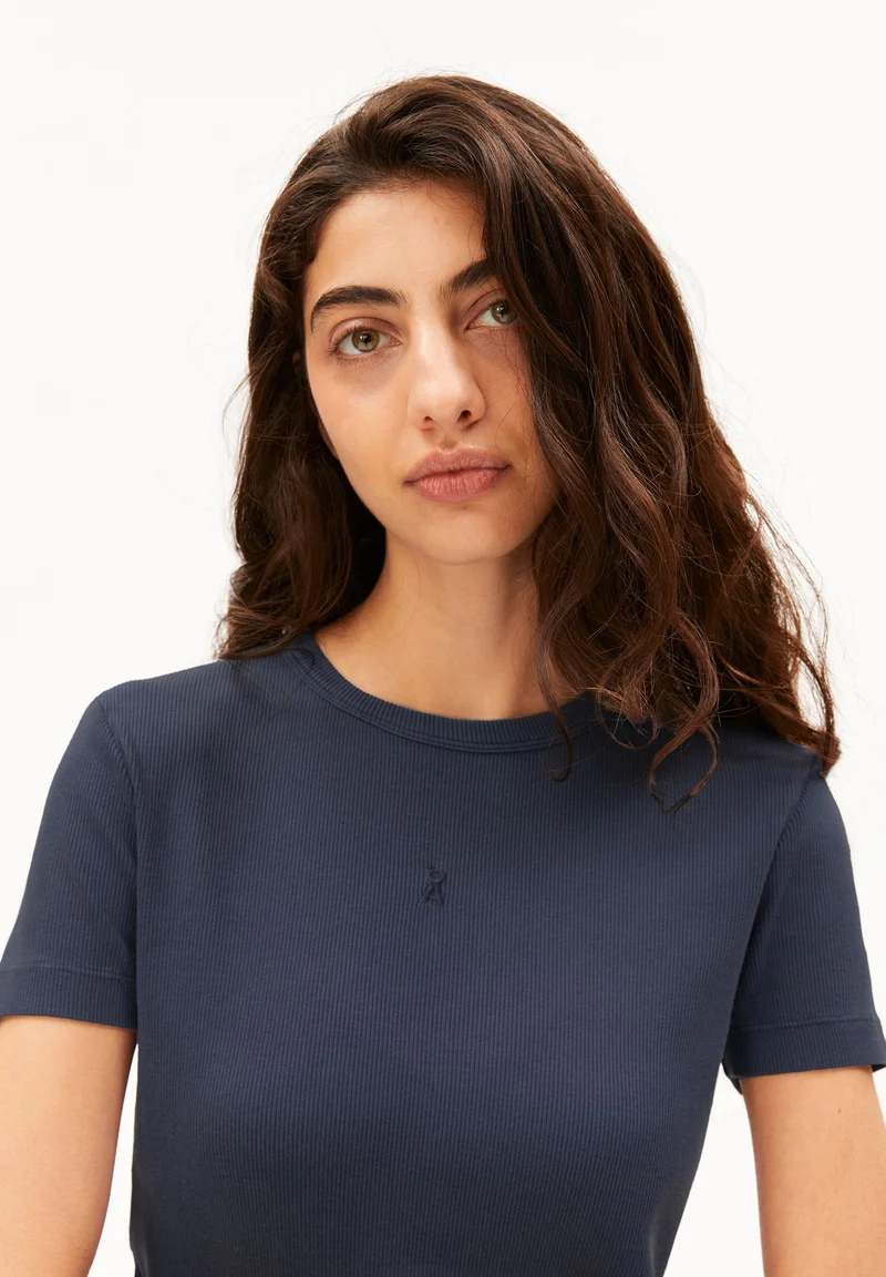 GMT DYE RIPP-T-SHIRT | tinted navy