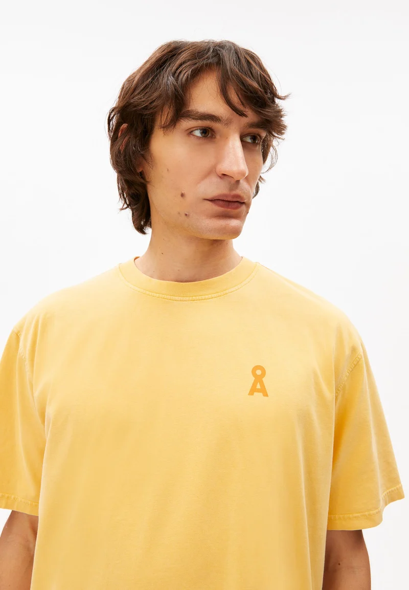 ICONIC Å MAARKOS GD T-SHIRT | sunflower washed