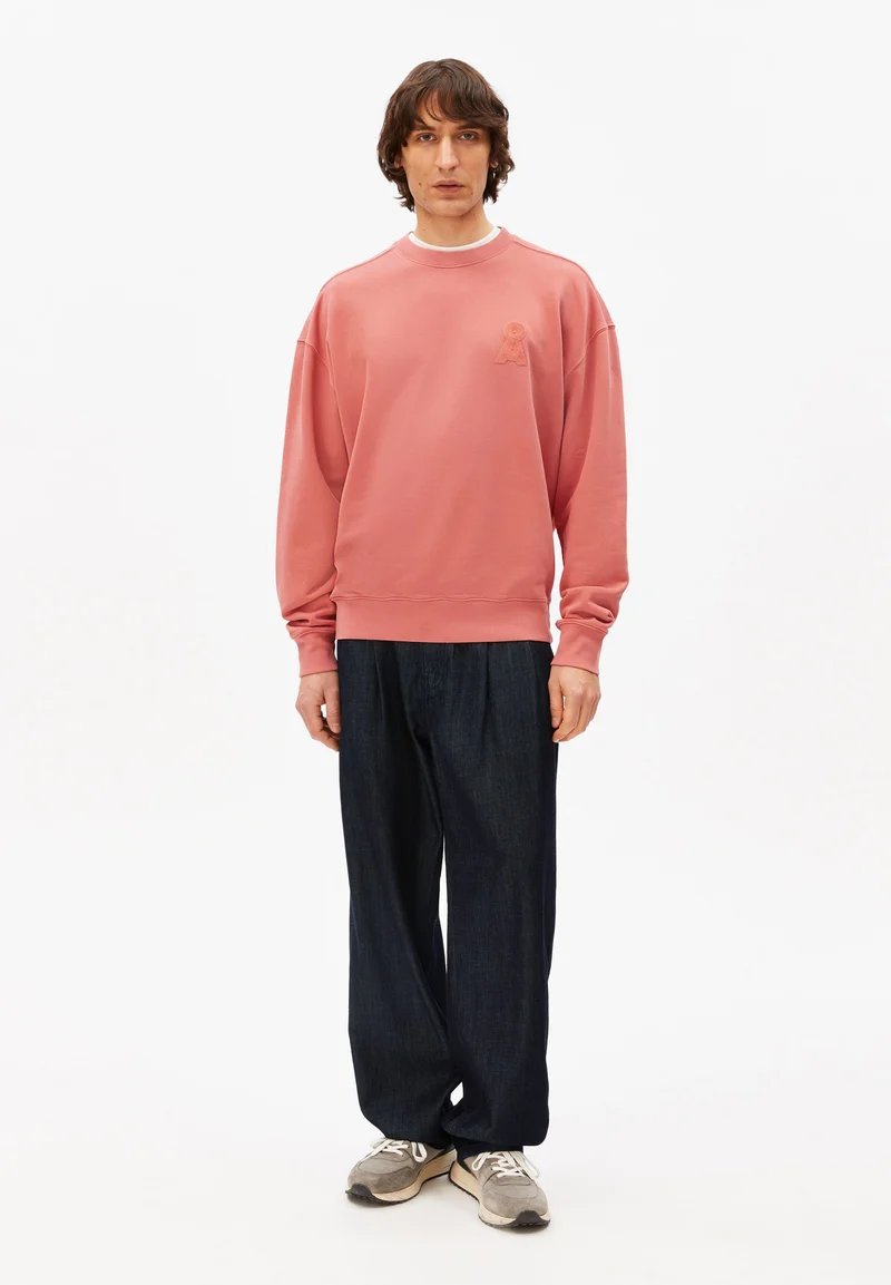 ICONIC Å GMT DYE SWEATSHIRT | tabasco red washed