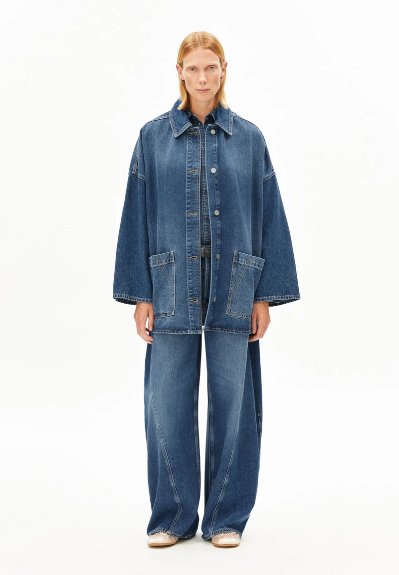 DRAAPY JEANSJACKE | fade