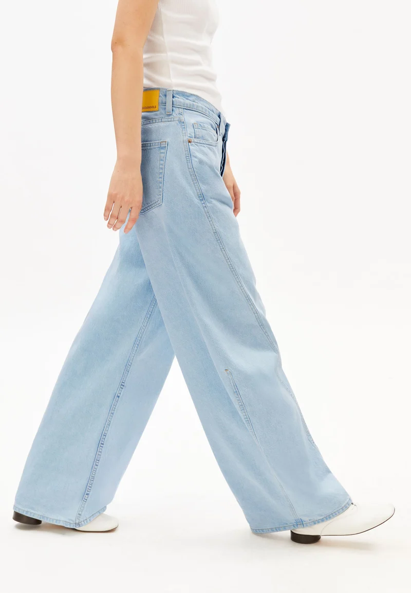 AALTHEA MID WAIST BARREL JEANS | barrea