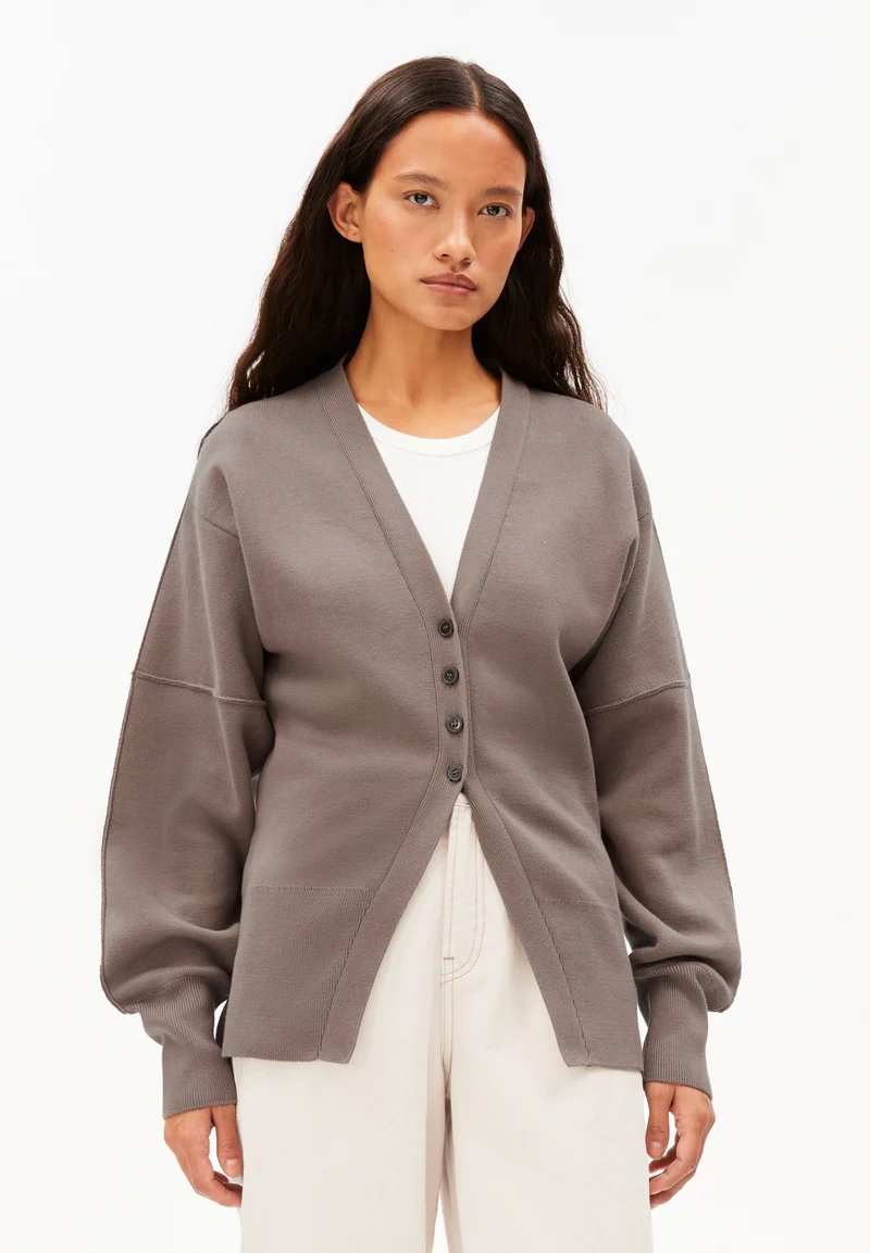BARREL STRICKJACKE