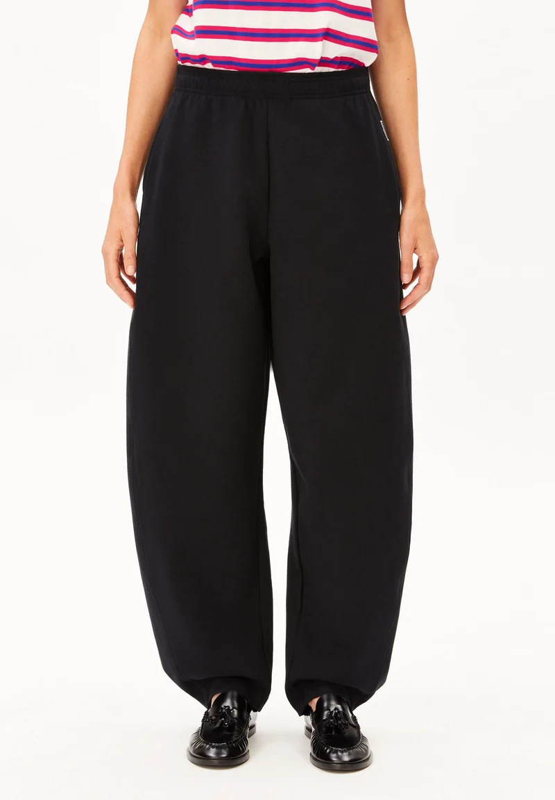 BARREL PULL-ON JERSEY PANT