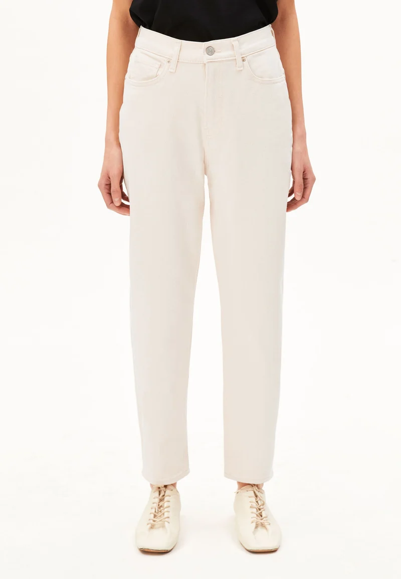 MAIRAA HIGH WAIST MOM JEANS | undyed