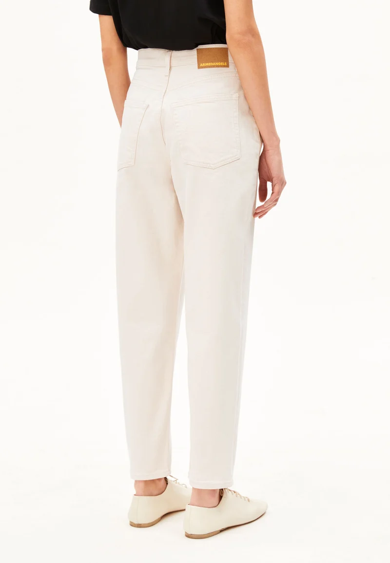 MAIRAA HIGH WAIST MOM JEANS | undyed