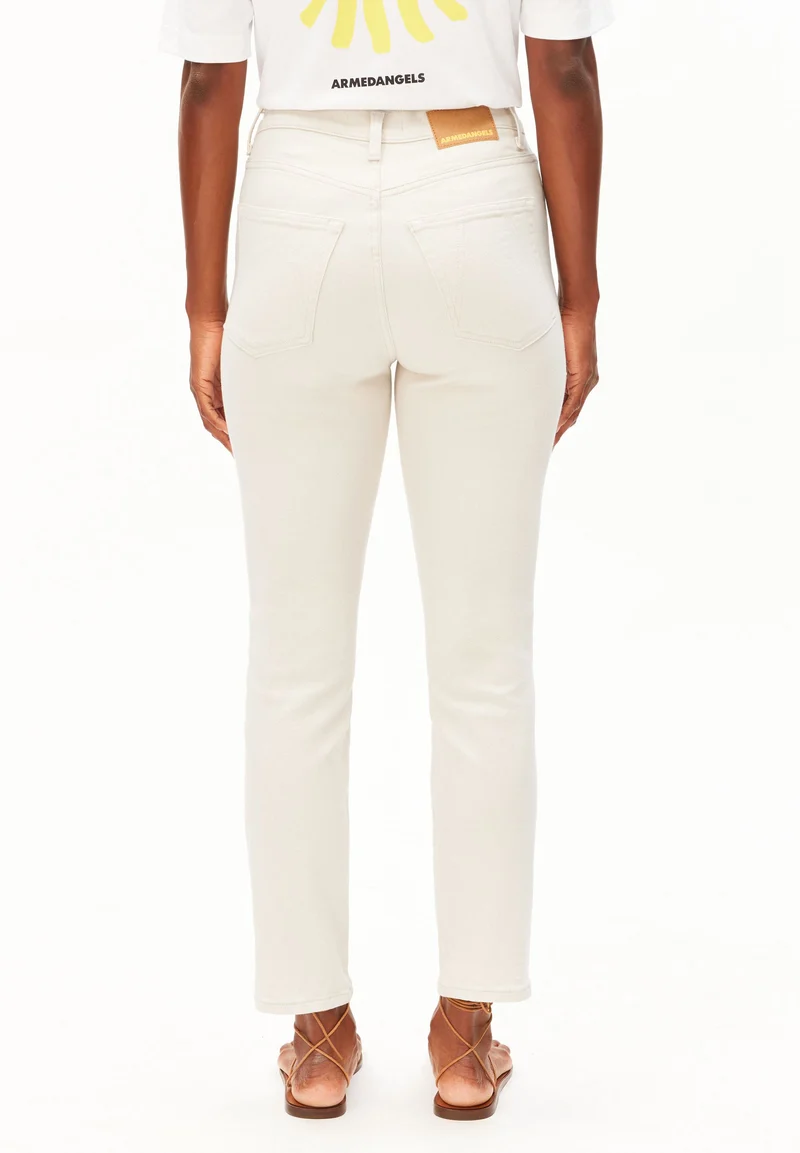LEJAANI HIGH WAIST SLIM JEANS | undyed