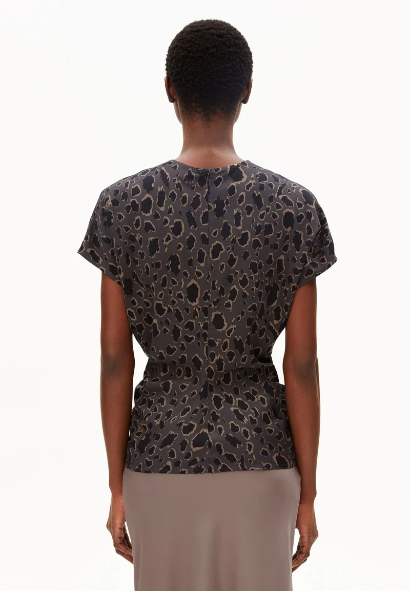 LEO-FLEDERMAUSÄRMEL-BLUSE | dark steel-black