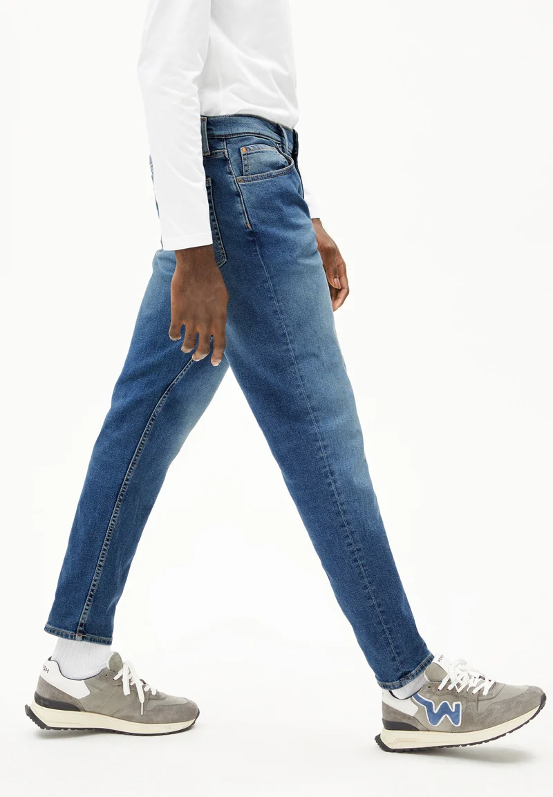 AARJO TARPA TAPERED JEANS | dive