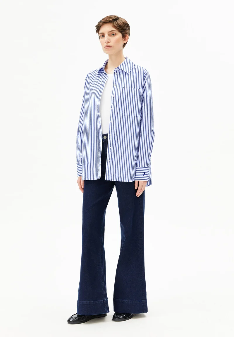 GESTREIFTE WEITE POPLIN BLUSE | white-dynamo blue