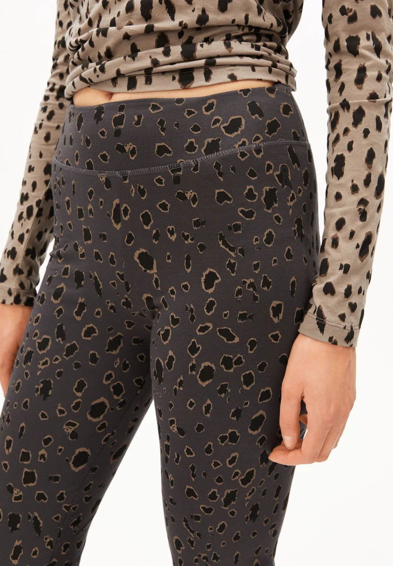 LEO REHMAA LEGGINGS | dark steel