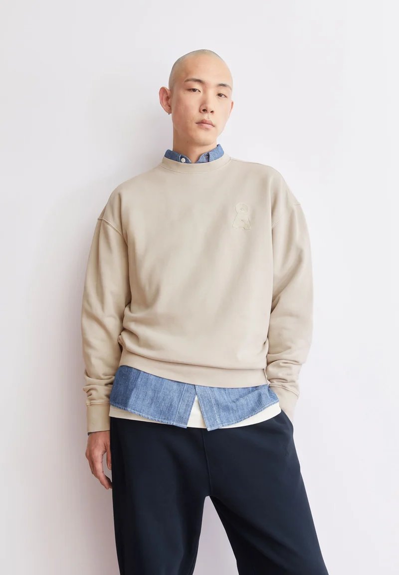 ICONIC Å GMT DYE SWEATSHIRT | sand stone washed