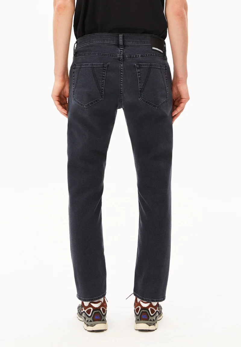 IAAN SLIM JEANS | smoked