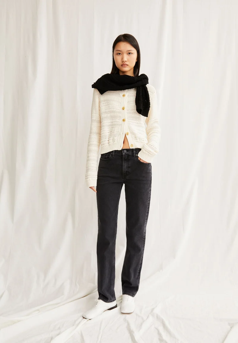 CARENAA MID WAIST STRAIGHT JEANS | ebony