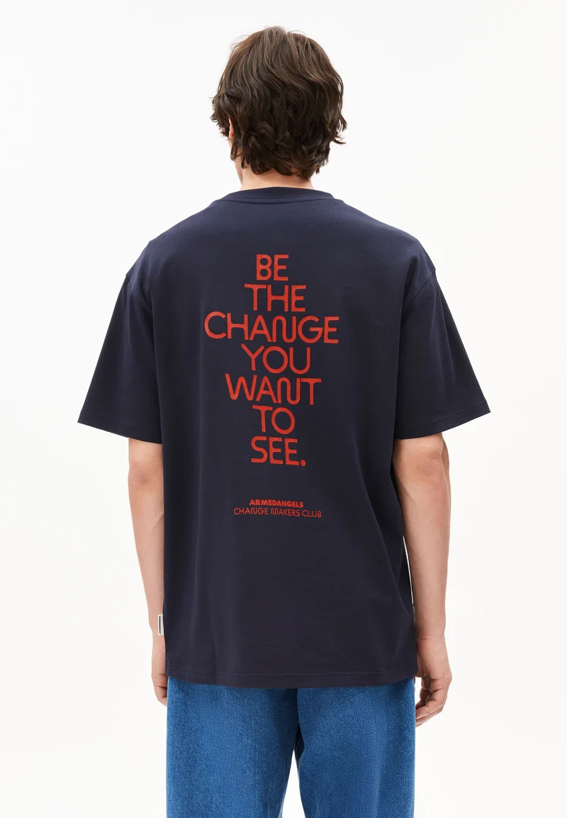 MAARKOS CHANGES T-SHIRT | night sky