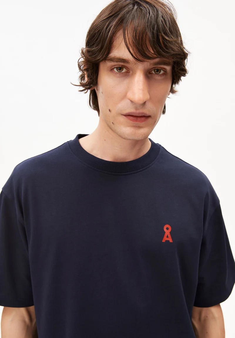 MAARKOS CHANGES T-SHIRT | night sky