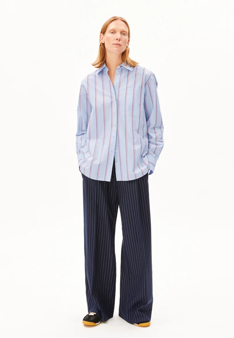GESTREIFTE WEITE POPLIN BLUSE | morning sky-mars red