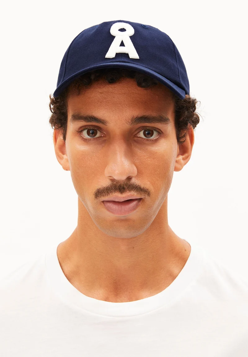 ICONIC Å CAP