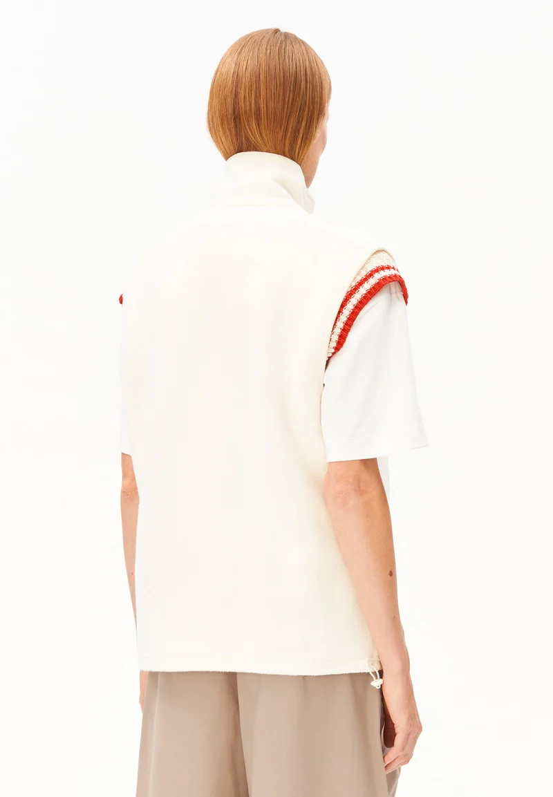 BAUMWOLL-FLEECE-WESTE | oatmilk
