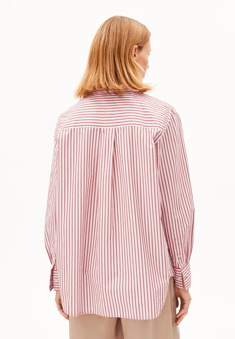 GESTREIFTE WEITE POPLIN BLUSE | oatmilk-mars red