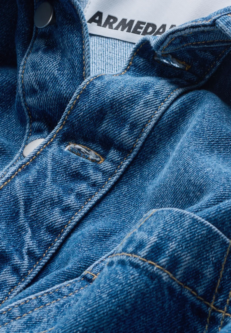 JEANSHEMDKLEID | bay