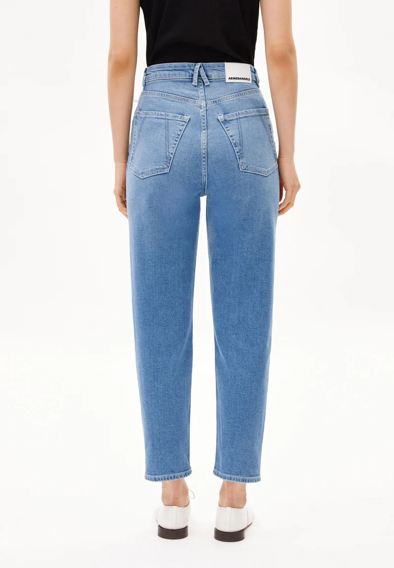 MAIRAA HIGH WAIST MOM JEANS | herse