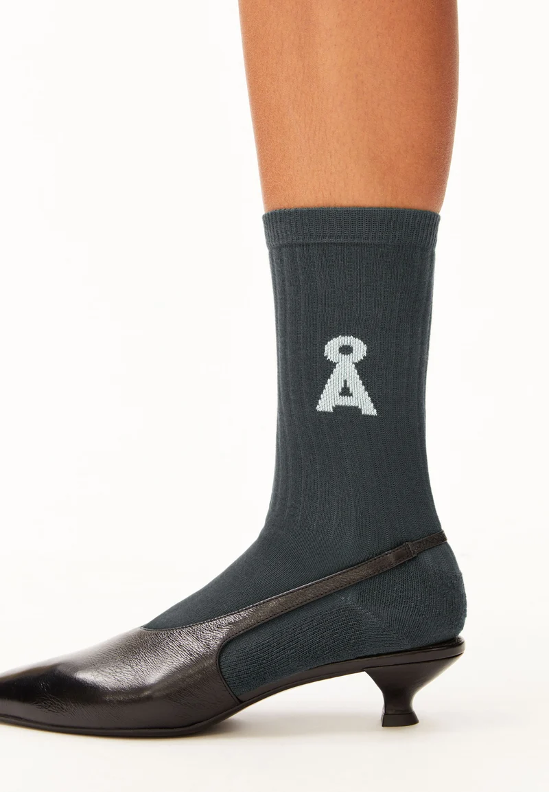 SAAMUS BOLD SOCKEN | space steel
