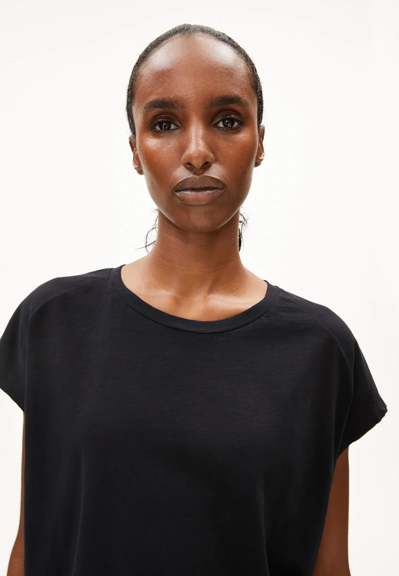 SLUB JERSEY T-SHIRT | black
