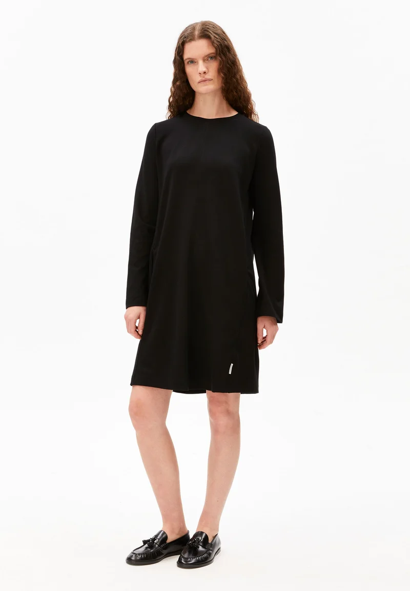 MAARILIANA LANGÄRMLIGES JERSEYKLEID | black